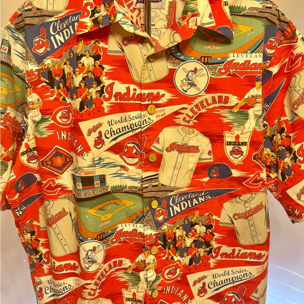 OFFICIAL MLB Cleveland Indians, Classic Tribe History button up. Size: Large